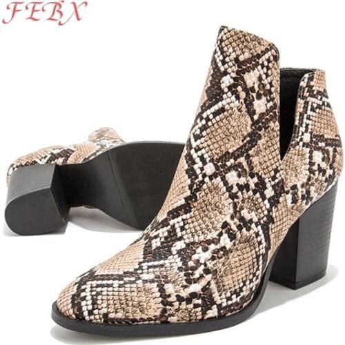 Women Ankle Boots Lady Slip-On Serpentine Print Pointed Toe Block Heel Shoe Female Autumn Winter Fashion Outdoor Womens Shoes