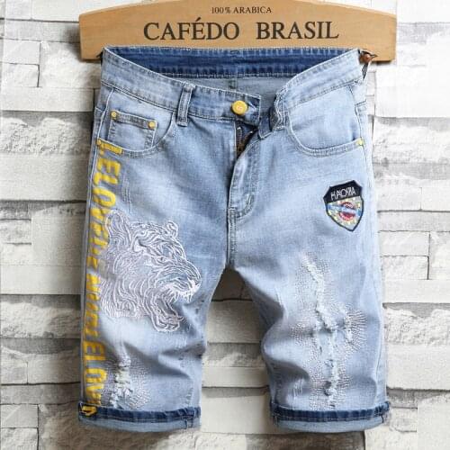Mens Embroidered Denim Shorts 2021 Summer Thin Section Ripped Five-point Pants Stretch Trend Fashion Mens Clothing Denim Short