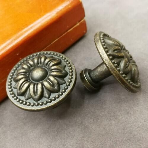 36mm Chinese Classic Bronze Pull Hand European Antique Wine Cabinet Hand Drawer Cabinet Wardrobe Doorknob