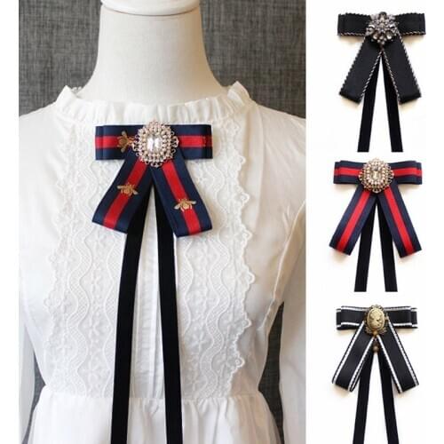Female Lace Ribbon Bow Tie for Women Crystal Pearl Brooches Pin Bee Collar Pin Shirt Suit Bowknot Bow Tie Clothing Accessories