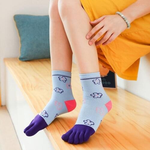 New Hot-Sell Women Five Toe Socks Autumn Winter Flower Pure Cotton Mid Calf Colorful Harajuku Breathable Korea Finger Sock Lady