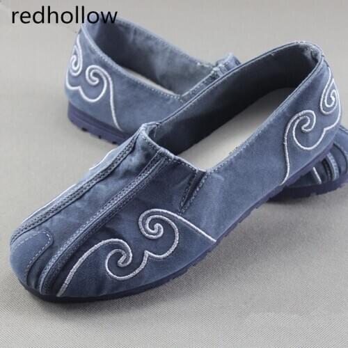 Man Casual Shoes Slip On Loafers Soft Canvas Shoes Comfortable Men Spring Summer Shoes Vintage Embroidered Ethnic Shoe Moccasins