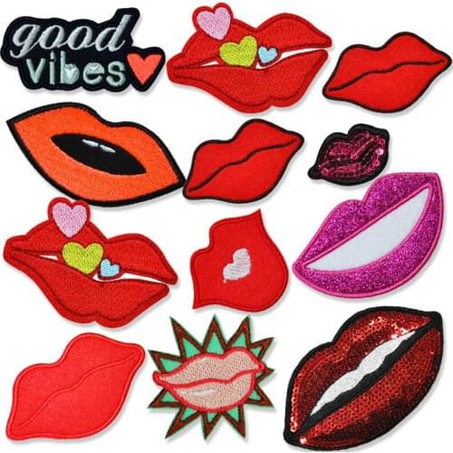 Small Iron on Patches for Clothing Red Mouth Lip shape embroidery sew on clothes patch for women kids T-shirt backpacks repasser