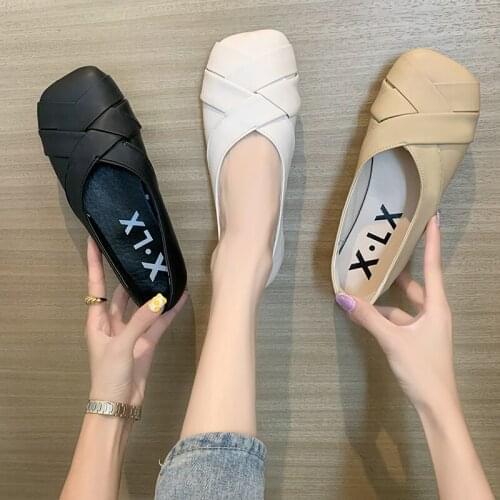 2021 Summer Fashion Weave Women Half Slippers Outdoor Flat Slip-on Sandals Vacation Ladies Slides Women Mules Casual Shoes