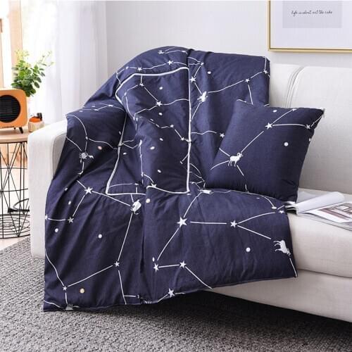 Travel Throw Pillow Blanket 2 in 1 Cotton Warm Foldable Patchwork Quilt Blanket Printed Home Office Car Sofa Lumbar Throw Pillow