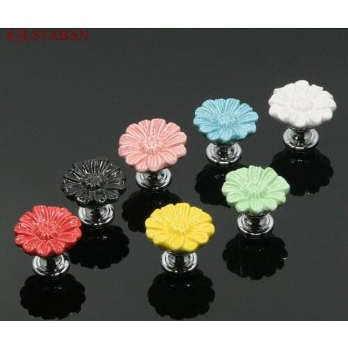 LSTABAN Chinese Style Garden Single Hole Cartoon Ceramic Chrysanthemum Shape Cabinet Drawer Handle Wine Cabinet Door Handle