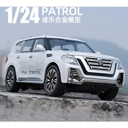 1:24 Nissan Patrol Alloy Car Model Diecasts Metal Toy Off-road Vehicles Car Simulation Sound and Light Collection Childrens Gift