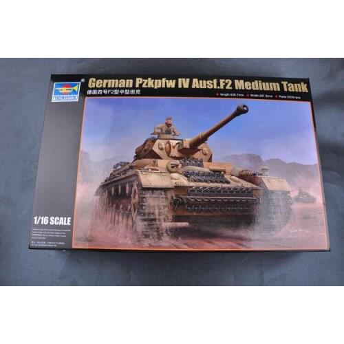 Trumpeter 00919 1/16 German Pzkpfw IV Ausf.F2 model kit