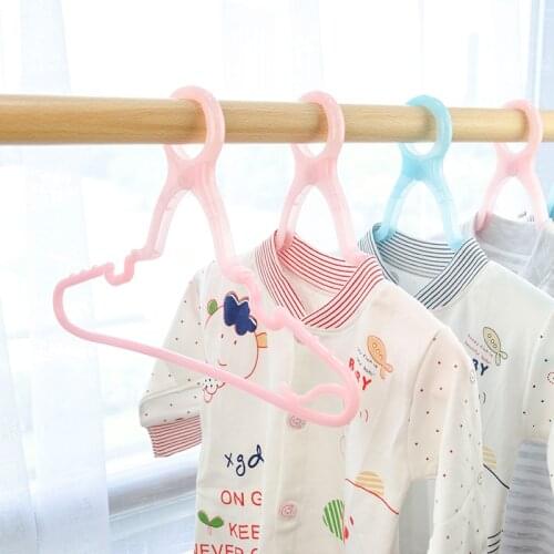 5 pcs/lot Plastic Wind-proof Coat Hanger Non-slip Seamless Clothes Hangers Laundry Drying Rack