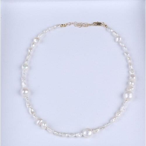 Short freshwater pearl chain