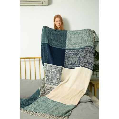 Mediterranean American chenille sofa cushion Colorful Bohemian Chenille Plaids Sofa Large Cobertor Blanket With Tassel