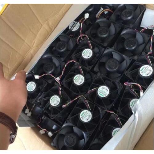 Nidec V80E12BGA5-57 T071 DC 12V 1.4A 80x80x38mm 4-Wire Server Cooling Fan