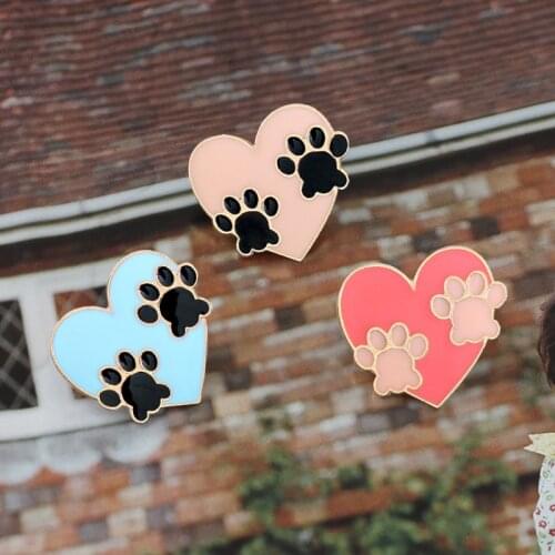 Three-color cat and dog claw brooch love animal enamel badge cute dog paw print love brooch animal ornament