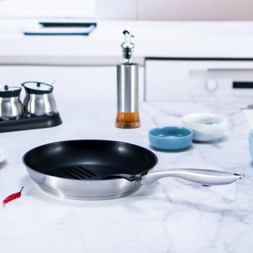 Galanz wok non-stick pan less oil fume flat bottom frying pan gas-fired induction cooker universal pot 2802SE1