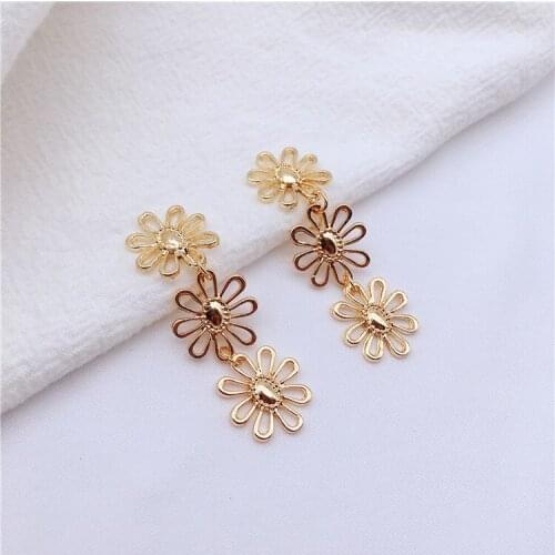 Korean temperament fashion long flower tassel earrings personality small daisy earrings earrings without ear holes