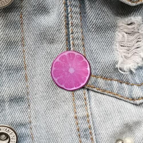 Cartoon Lemon Slices Cute Purple Acrylic Womens Brooch Vintage Lapel Pin For Backpacks Bag Hat Jewelry Badges Scarf Buckle