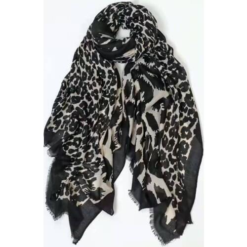 2021 Fashion Cotton Leopard Pattern Fringe Scarf Shawls Wrap Hijab 10pcs/lot