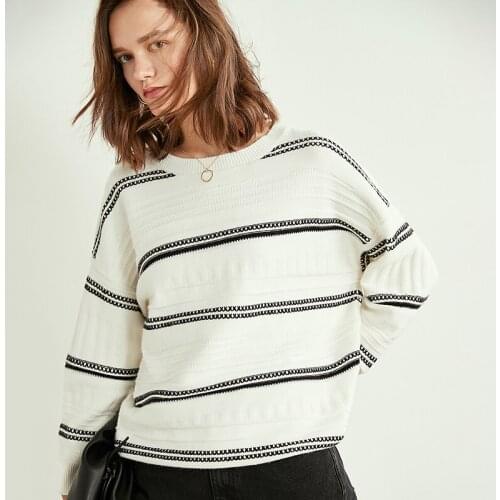 JECH2019 Winter Cashmere Wool Casual Women Sweater O-Neck Black and White Striped Women Sweaters and Pullovers