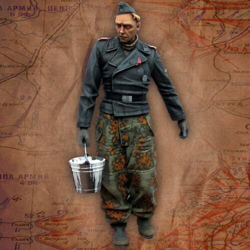 1/35 Tankman WW2, Resin Model Soldier, GK, World War II military theme, Unassembled and unpainted kit