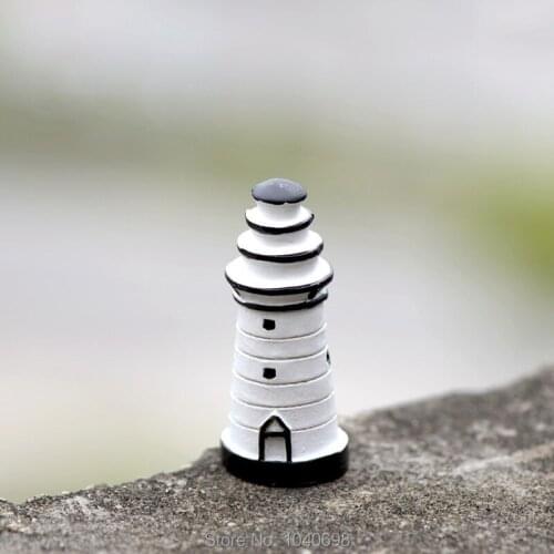 10pcs/lot resin solid pagoda lighthouse 30mm Ornaments Micro landscape Ornaments Creative Home Gardening Decorations