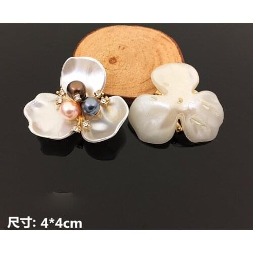 Flower petal Rhinestone Flatback Button For Hair Flower and Wedding Invitation accessory