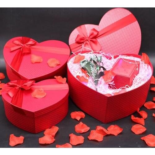 Red Heart Shaped Candy Boxes Florist Hat Boxes Gift Box Packaging Boxes Party Valentines Day Preserved Flowers Gift Living Vase