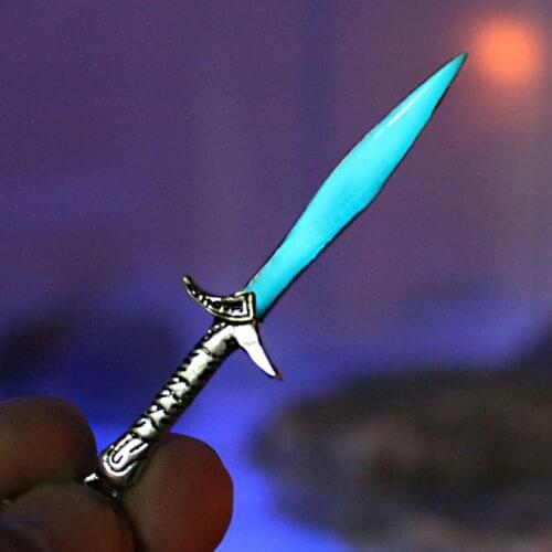 2017 New Arrival Bilbo Baggins SWORD necklace GLOW in the DARK Luminous The Hobbit The Sting sword Pendants & Necklaces