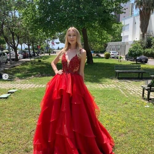 2021 Red Ball Gown V Neck Appliques Prom Dresses Long V Back Spaghetti Straps Formal Evening Party Gowns Robe De Soiree