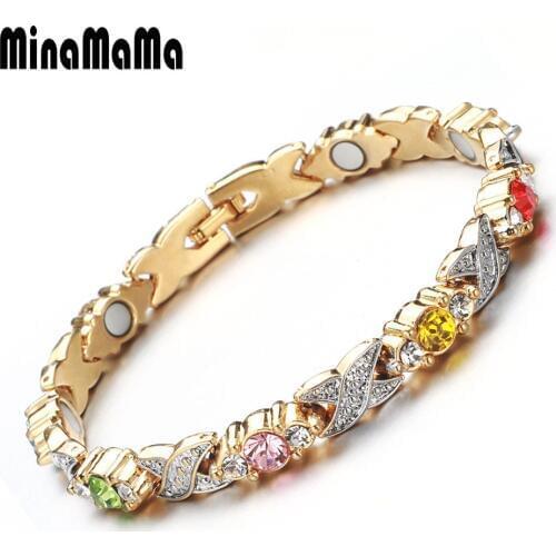 Minamama White Bracelets