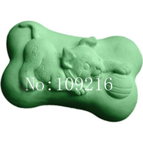Wholesale!!!1pcs Dog Play Ball(S293) Silicone Handmade Soap Mold Crafts DIY Mold