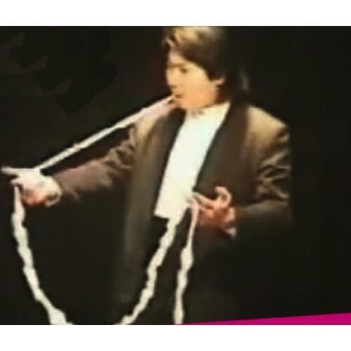 Mouth Pull Paper Spit Close-up Stage Magical Tricks Props Random Color Performance Magic Prop Fun Children Toy 2021