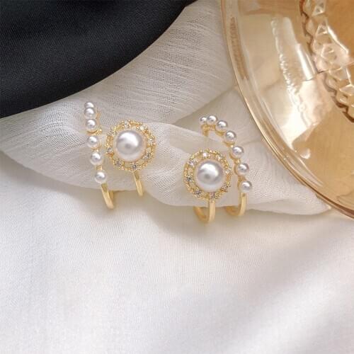 Earrings for Women Exquisite Retro Fashion Pearl Simple Earrings Jewelry Accessories Wholesale