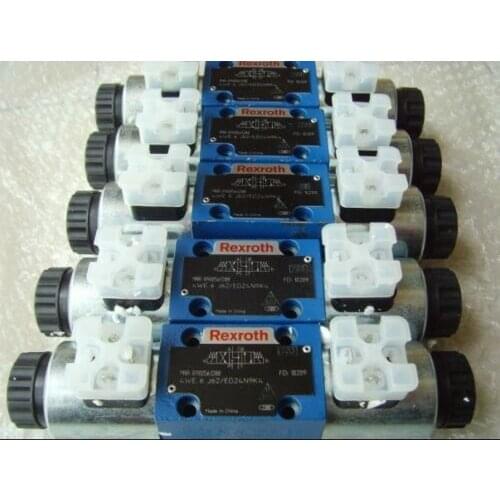 R900596218 4WE10D33/OCG24N9K4 NEW REXROTH VALVE 4WE10D3x/OCG24N9K4 1
