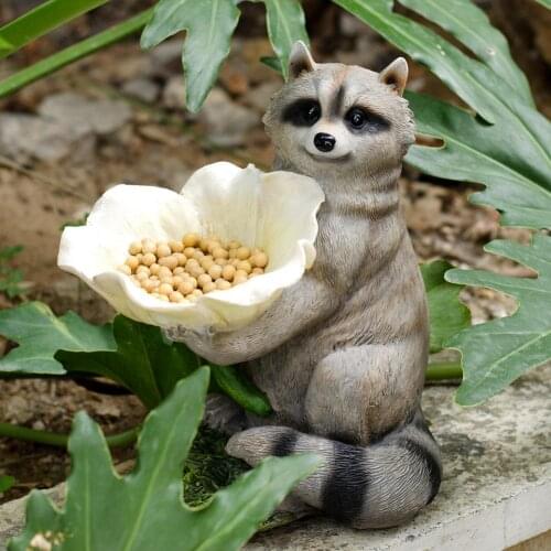 Resin Raccoon Bird Feeder Animal Sculptures Decoration Garden Gardening Outdoor Statue Home Decoration Ornaments