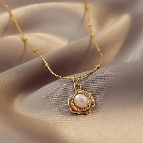 Rose Petal Pearl Necklaces For Women Flowers Pendants French Romantic Style Clavicle Chain Fashion Design Chain Around the Neck