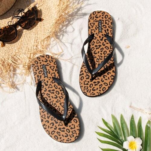 CUPSHE Black Leopard Flip Flops Sandals For Women 2021 Summer Beach Soft PE Open Toe Thong Strap Slippers Casual Flip Flop Shoes