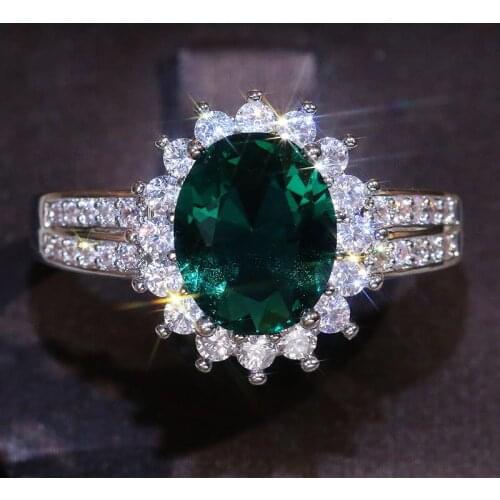 Classic Princess Cut Green Crystal Wedding Rings for Women AAA CZ Crystal Engagement Ring Fashion Jewelry Gifts Accessories