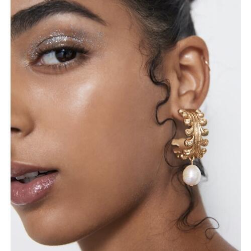 New Design Big Pearl Drop Earring Geometric Gold Color Metal Dangle Earring Women Wedding Statement Party Jewelry Christmas Gift
