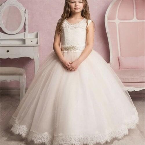 White Flower Girl Dress For Wedding Fluffy Tulle Sleeveless Beaded belt Lace Applique Girls First Holy Communion Party Dress