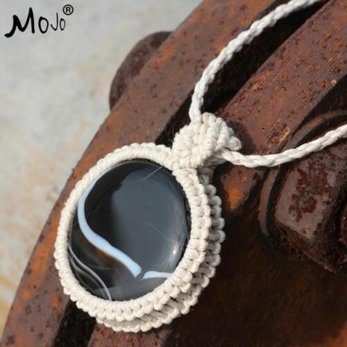 Botswana Carnelian Pendant Handmade Fashion Ethnic Boho Tibetan Jewelry Pendant Necklace Chokers Necklaces for Women MJ-STN004