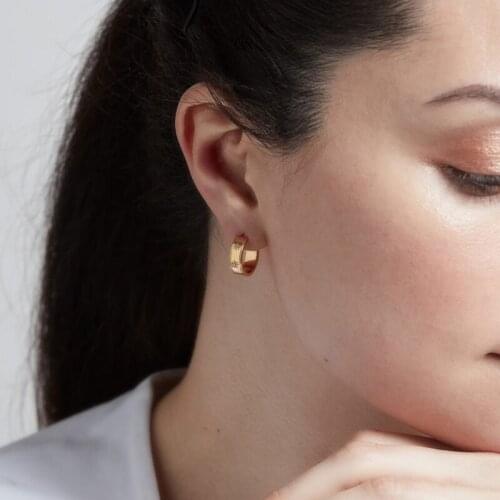 High Quality Starlight Starburst Signet Gold Color Huggie Hoop Earring Sparking Clear CZ Minimal Classic Women Girl hoops