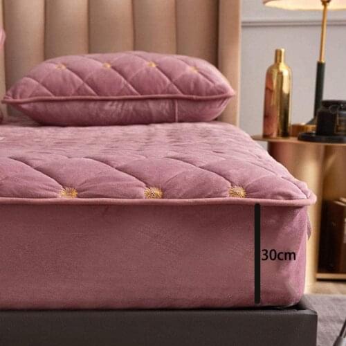 Mattress Fitted Sheet For Bed, Warm Velvet Bed Dust Cover Protector with Dainty Daisy Embroidered