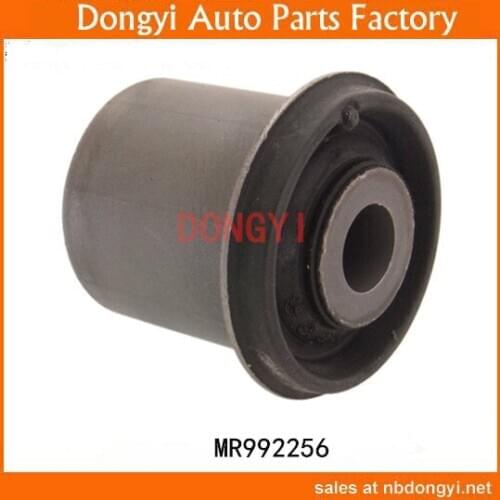 SUSPENSION BUSH OEM MR992256