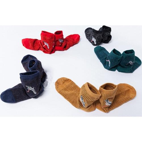 2017 Japan Style Women Glitter Cute Socks Autumn Winter Gold Sliver Shiny Ankle Cranes embroidery Socks In Tube Casual Foot Wear