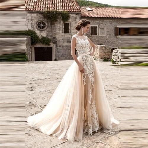 Scoop Neck Lace Appliques Mermaid Natural Slim Bride Wedding Gowns With Detachable Tulle Train Two Pieces Bride Dresses Garden