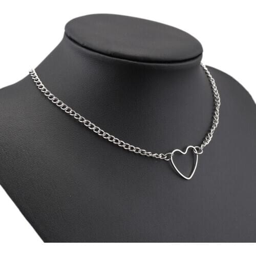 Hollow Heart Choker Necklaces for Women Statement Necklace Heart Chain Pendant Necklace Jewelry Gift