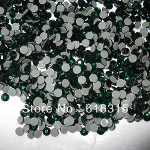 Hot fix rhinestones in size 20ss emerald color ,Original Austrian rhinestones china factory directly sale