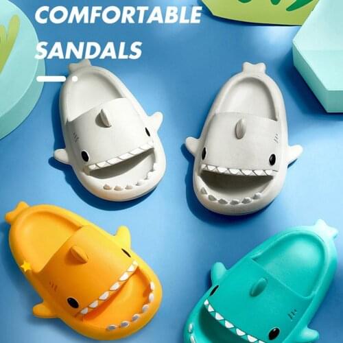 Shark Summer Childrens Slippers Rainbow Shoes For Kids Toddler Baby Outdoor EVA Cartoon Print Cute Flat Heels Beach Sandals