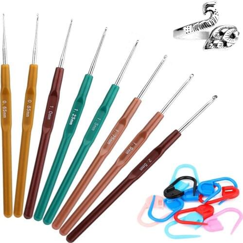 MIUSIE Crochet Hooks Set Soft Handle Crochet Lace Hooks With Adjustable Knitting Loop Ring Locking Stitch Markers For Knitting