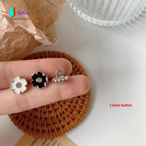 Skirt Dress Sew Repair Decoration Mini Size Gold Edge 12mm Cute White Black Cartoon Flower Petal Button 10pcs